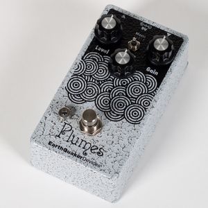EarthQuaker Plumes Small Signal Shredder Pedal - Limited Edition White Vein