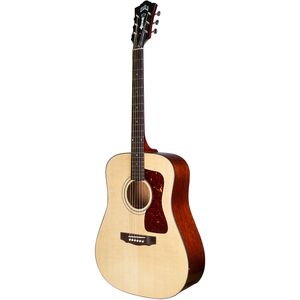 Guild D-40 Traditional Acoustic Guitar - Natural