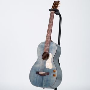 Art & Lutherie Roadhouse Q-Discrete Acoustic-Electric Guitar - Denim Blue