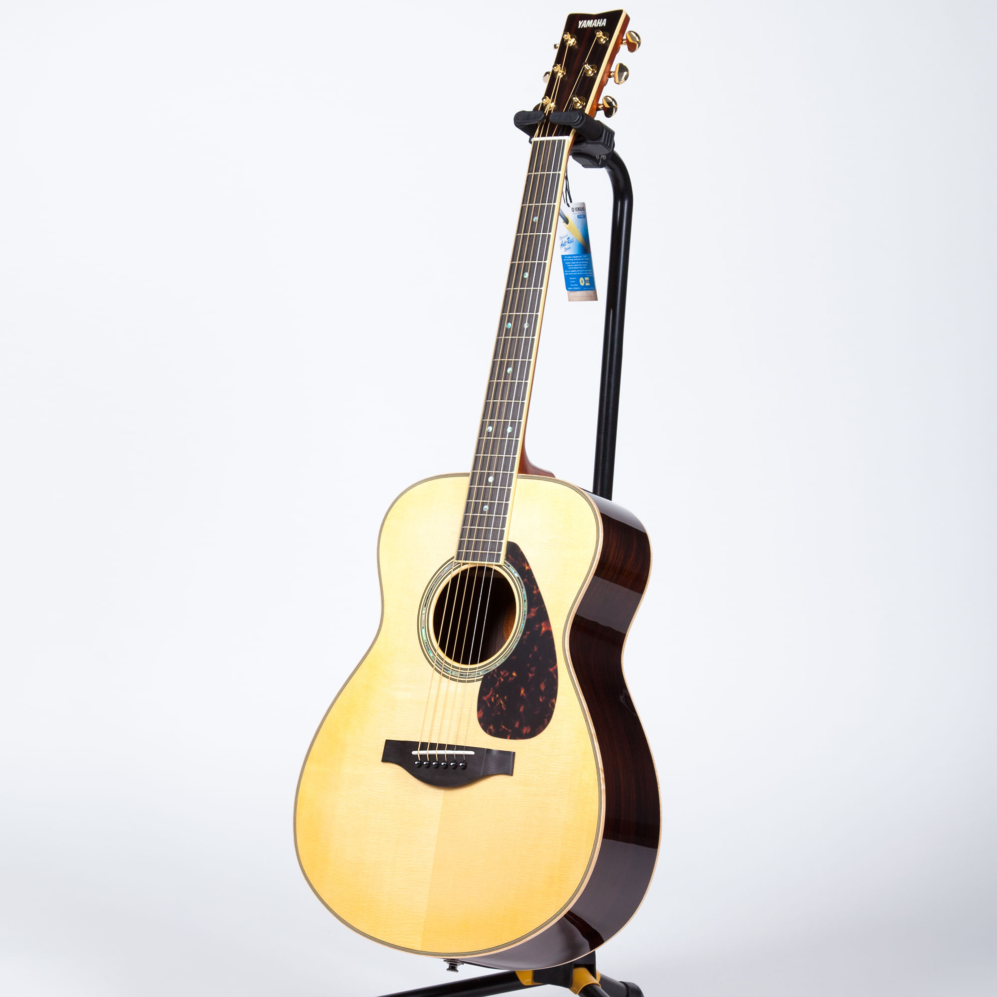 Yamaha LS16 ARE Acoustic-Electric Guitar