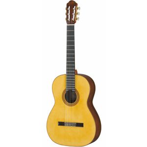 Yamaha GC82S Classical Guitar - French Polish