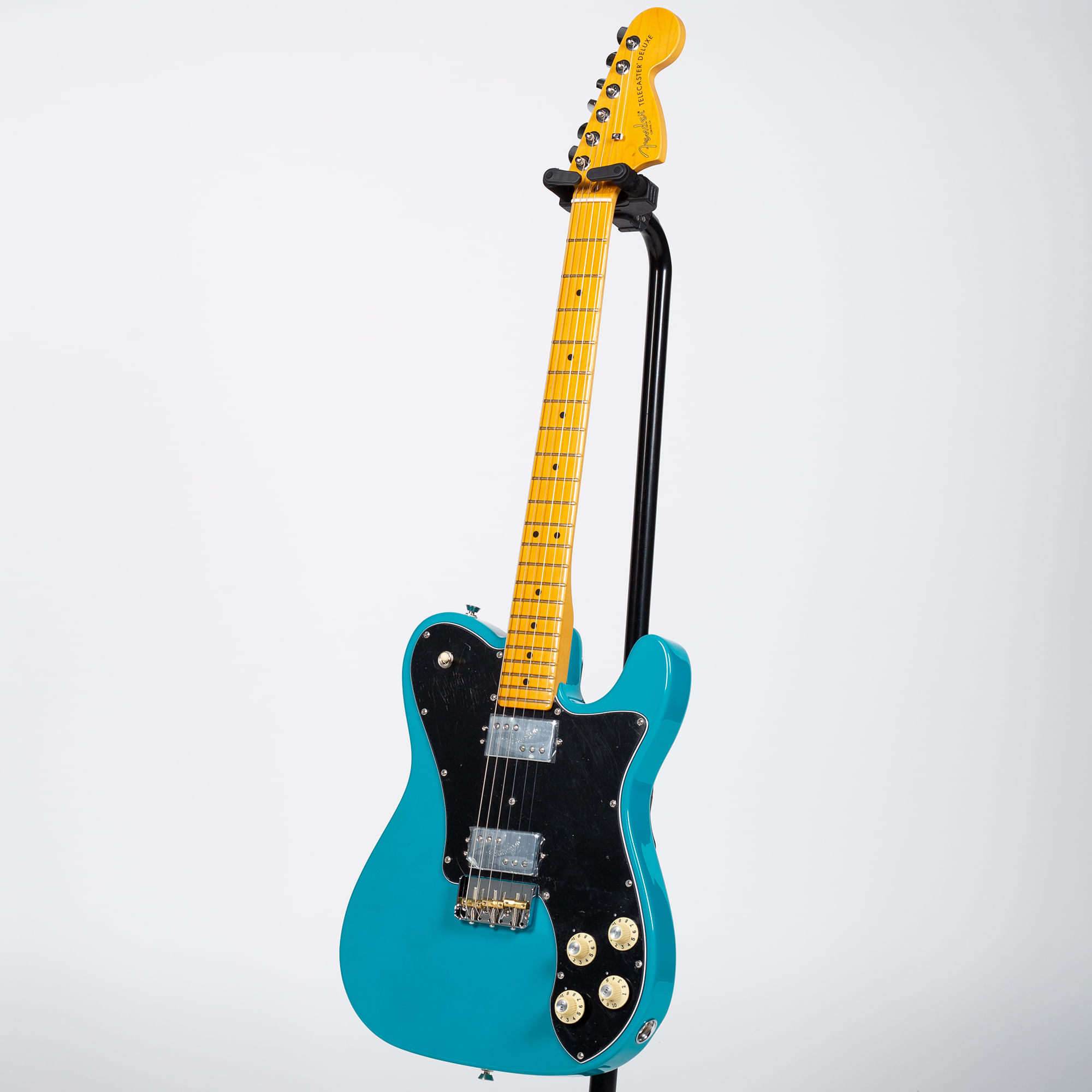 Fender American Professional II Telecaster Deluxe - Maple, Miami Blue