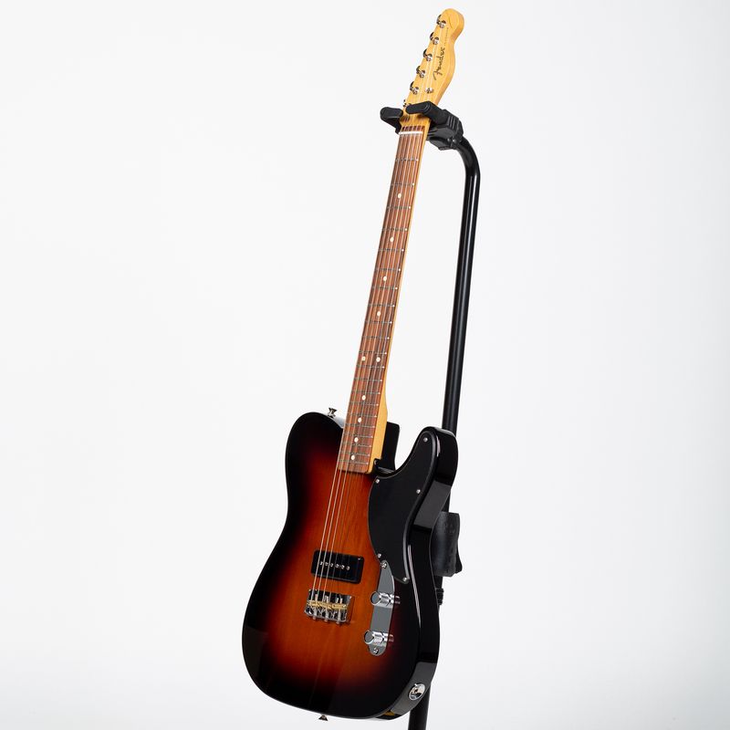 Fender エレキギター Noventa Telecaster (2-Color Sunburst/Pau Ferro)-