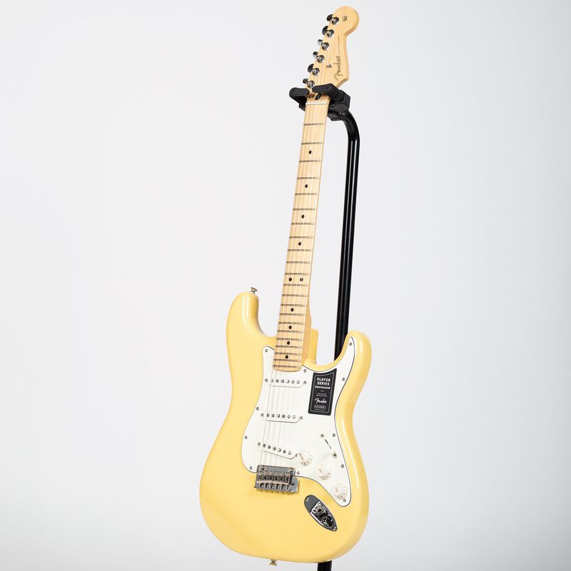 Fender player stratocaster deals maple