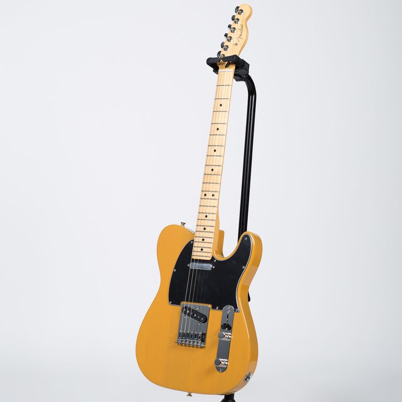 Fender Player Telecaster - Maple, Butterscotch Blonde - Cosmo Music