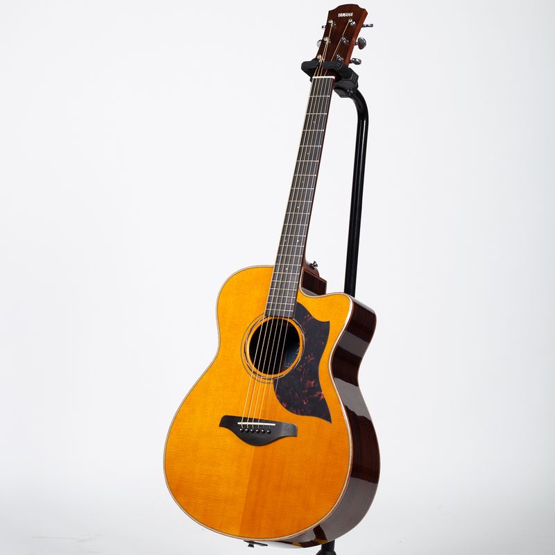 Yamaha AC3R ARE Concert Cutaway Acoustic-Electric Guitar - Vintage Natural