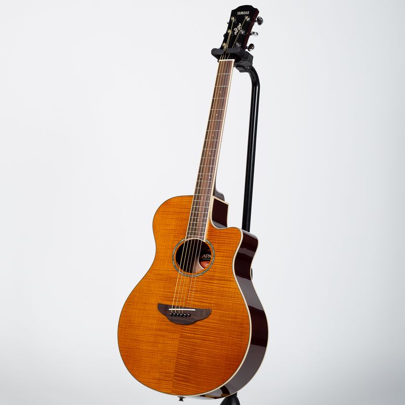 Yamaha APX600FM Thinline Cutaway Acoustic-Electric Guitar - Flame Maple  Amber - Cosmo Music