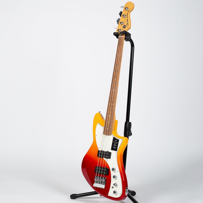 Fender Player Plus Active Meteora Bass Guitar - Pau Ferro, Tequila