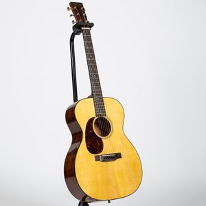 Martin 000-18 Acoustic Guitar - Natural Sitka Spruce, Left