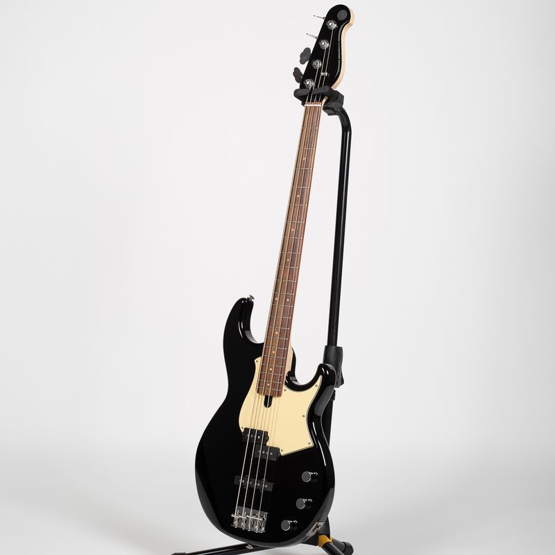 Yamaha BB434 Bass Guitar - Black, Rosewood Fingerboard - Cosmo Music