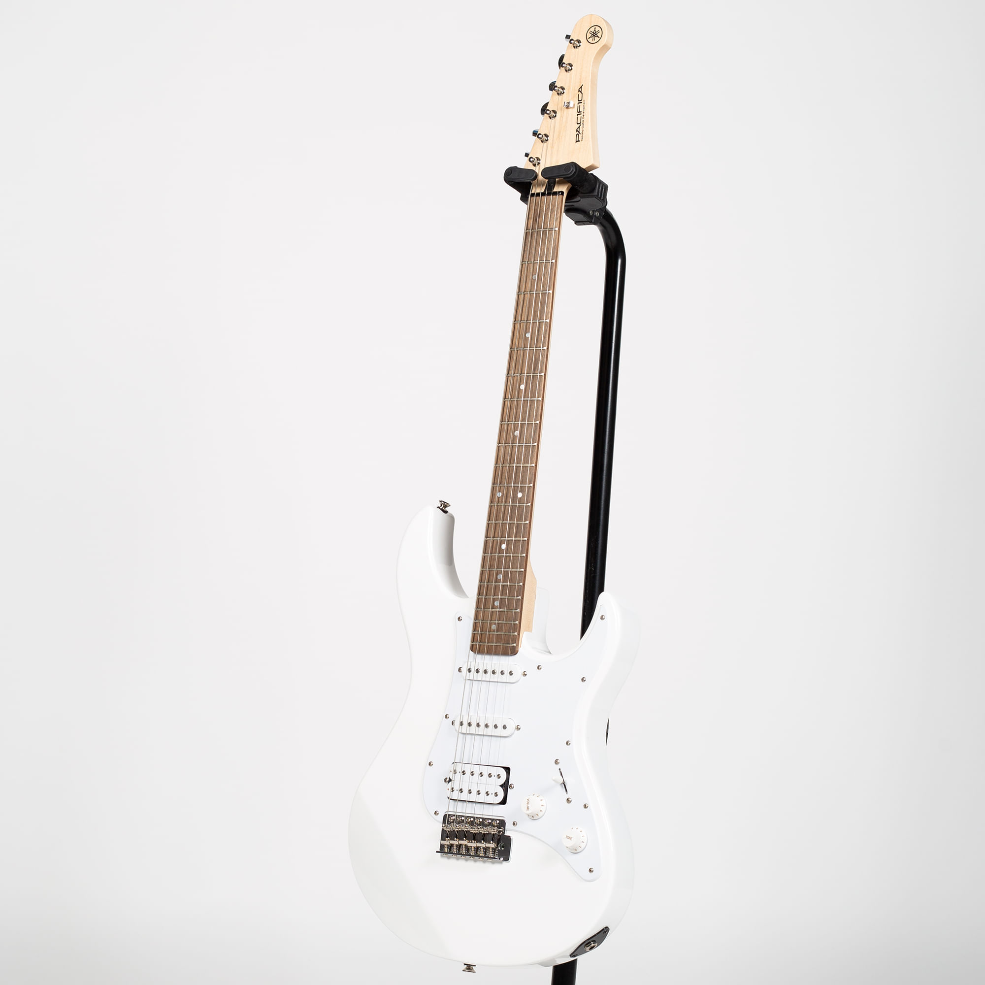 Yamaha PAC012 Double Cutaway Electric Guitar - White