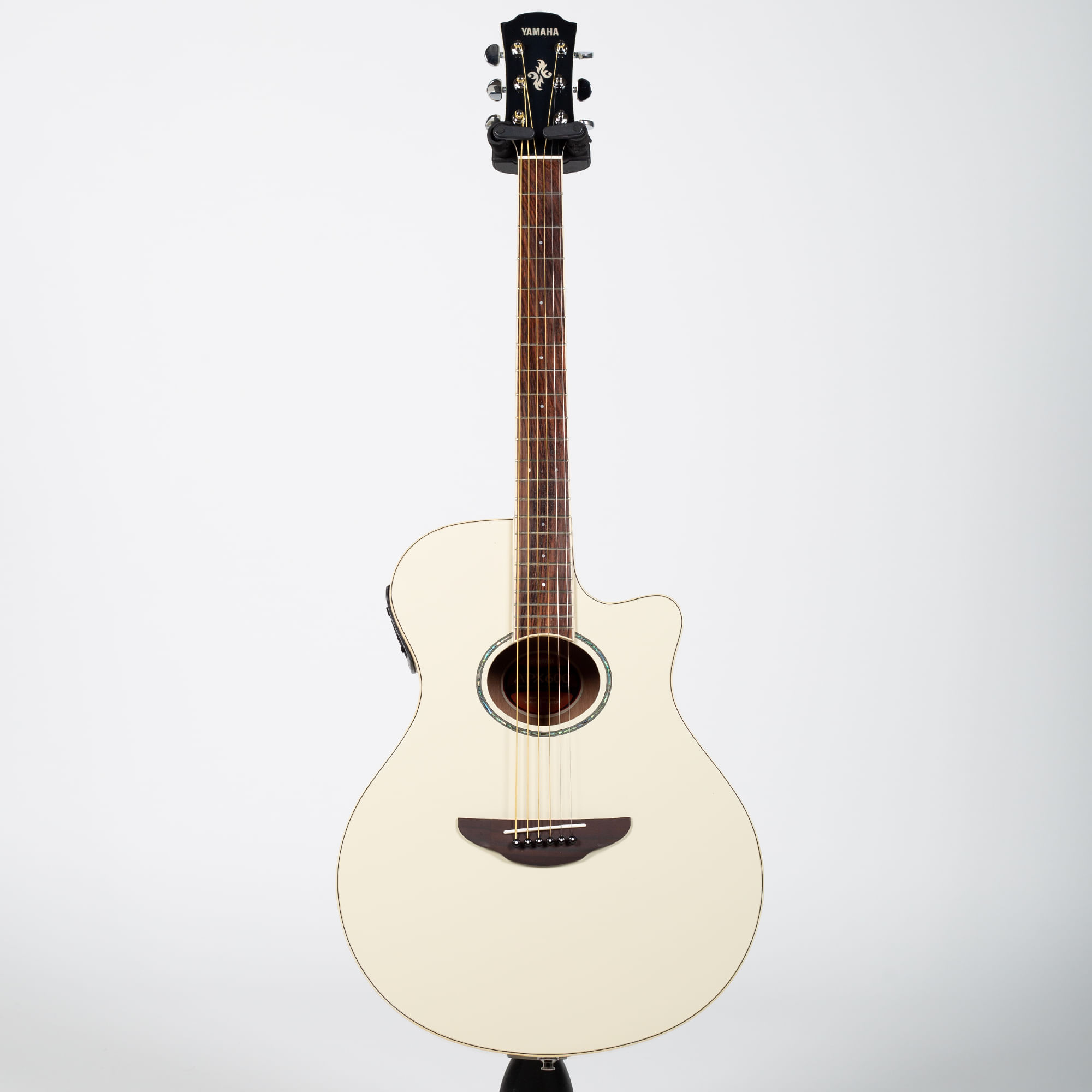 Yamaha APX600 Thinline Cutaway Acoustic-Electric Guitar - Vintage White -  Cosmo Music | Canada's #1 Music Store - Shop, Rent, Repair
