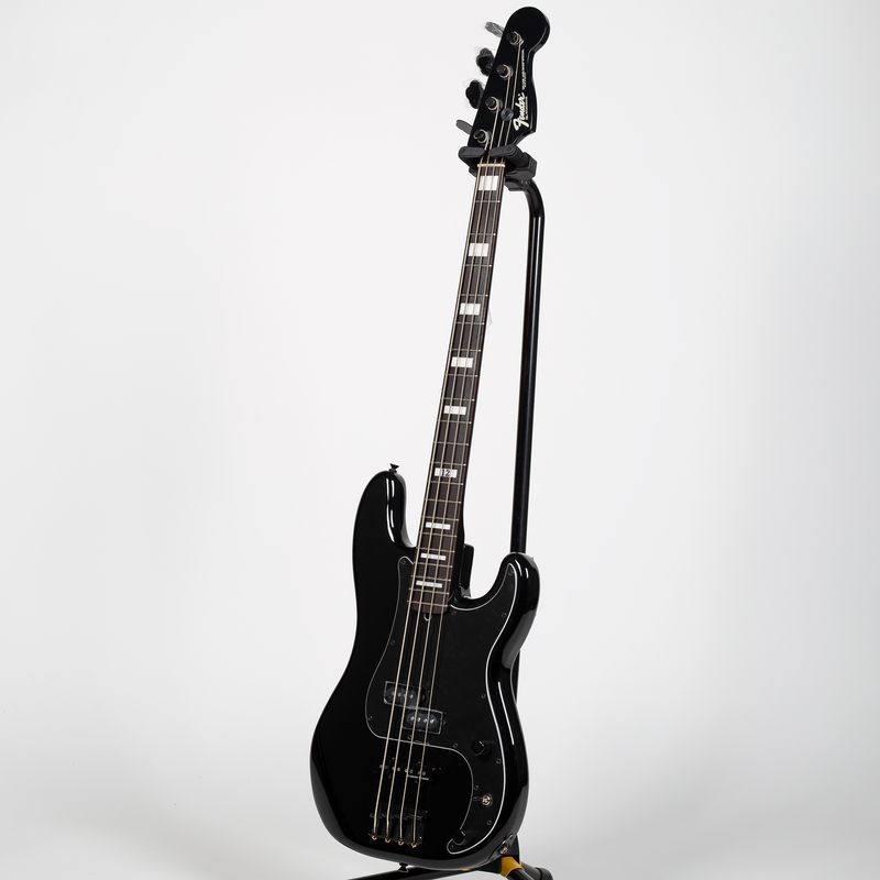 Fender Duff McKagan Deluxe Precision Bass Rosewood Black