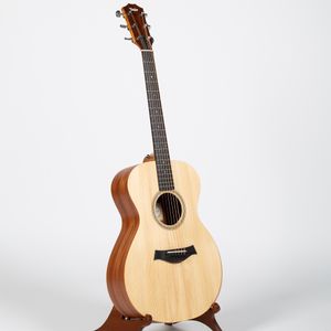 Taylor Academy 12e Layered Sapele Grand Concert Acoustic Guitar w/Bag - Left Handed