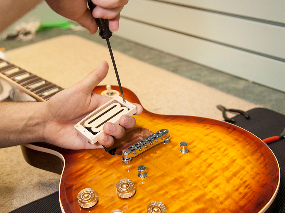 Guitar Repairs & Electronic Repairs Richmond Hill & Toronto Repair Shop