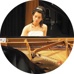 Kay (Wei Yin) Lu  | Cosmo School of Music | Piano Teacher, Beginner Flute Teacher