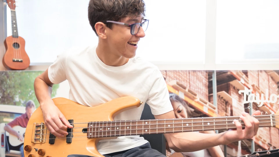 Guitar Student at the Cosmo School of Music