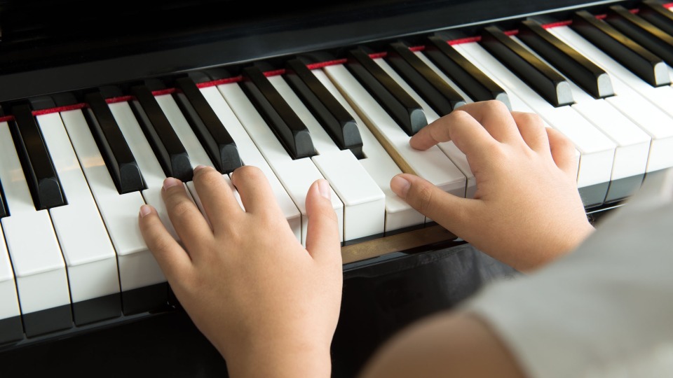 Take Group Piano Lessons at Cosmo School of Music